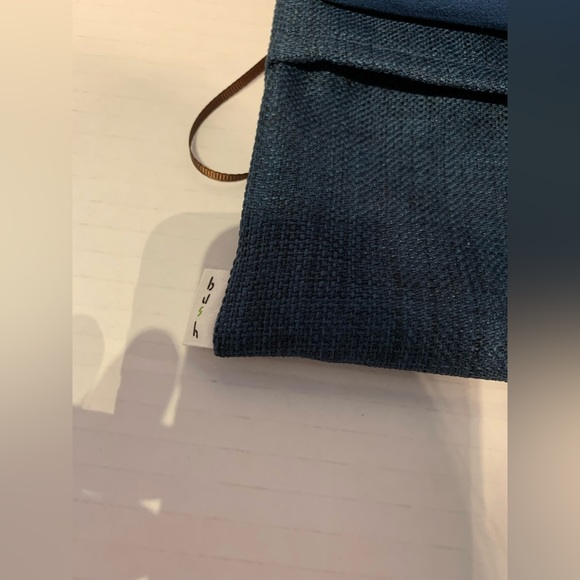 Bottega Veneta Costmatic Bag - Picture 2 of 9